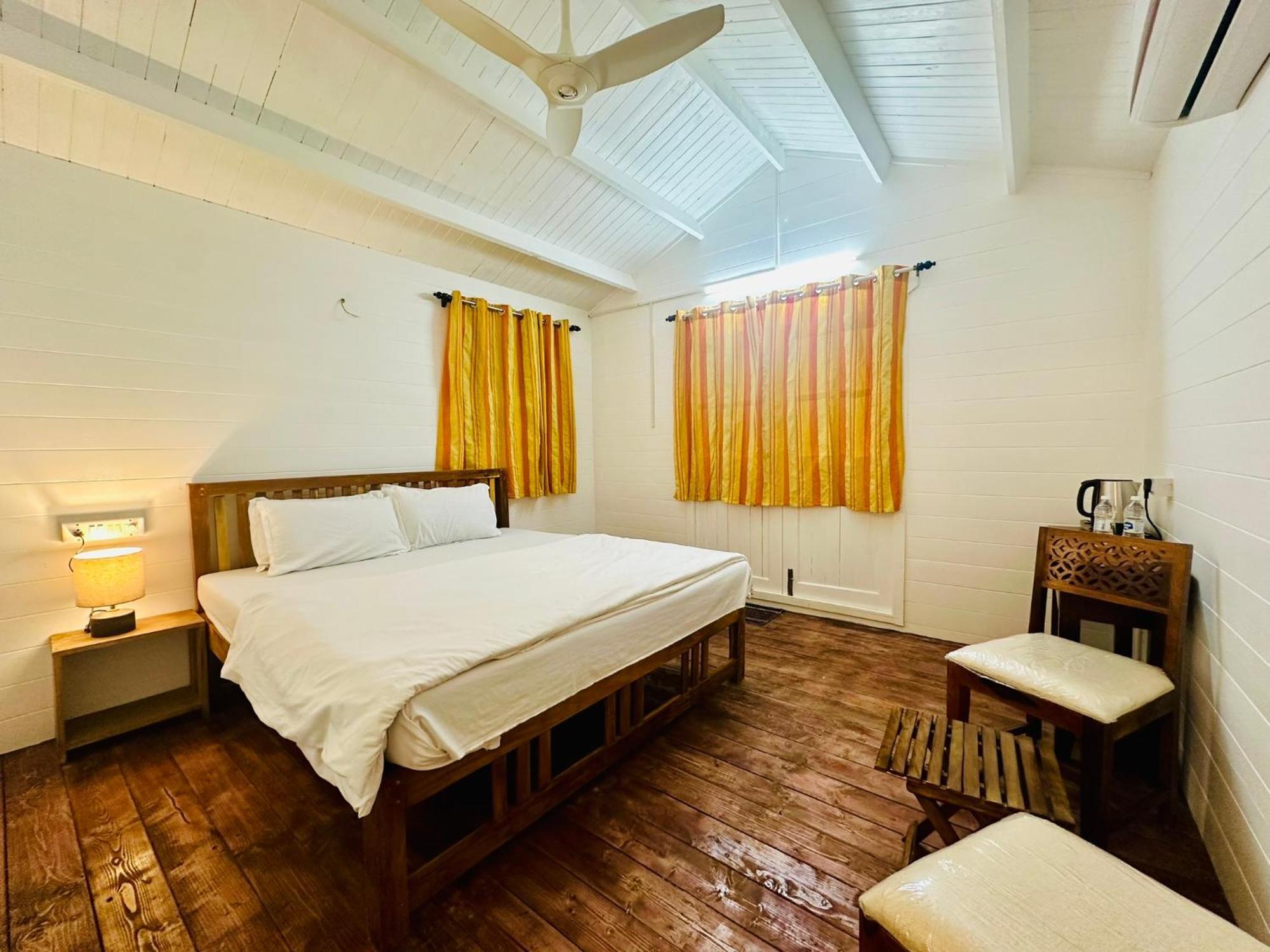 Cocos Beach Resort Palolem Exterior photo